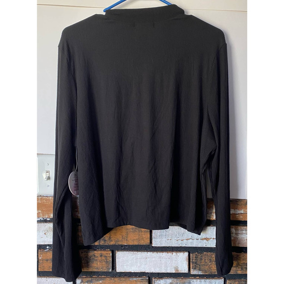 Rue21 Black Cropped Ruched Front Shirt Ribbed Knit Size 3X Plus NWT - Picture 8 of 8